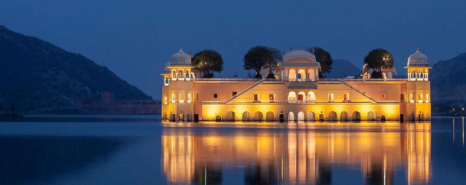 Taj Mahal Tour from Delhi 